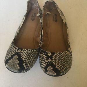 Mossimo supply Co flats ballet shoes size 7